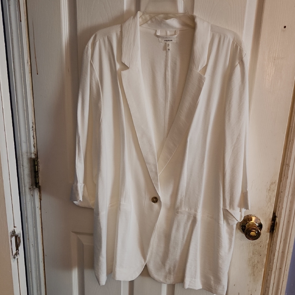 Maurices Classic White Blazer